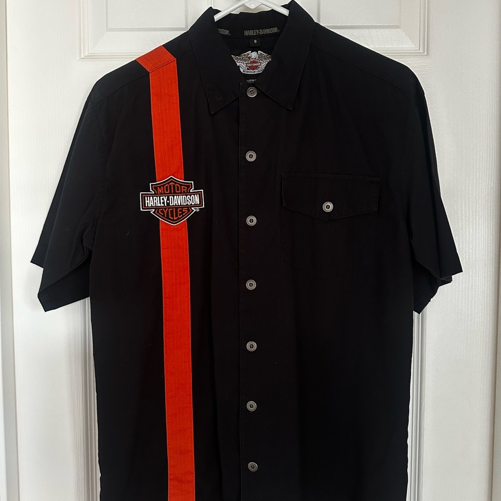 Harley-Davidson Men's Black Button down Shirt with Bold Orange Stripe
